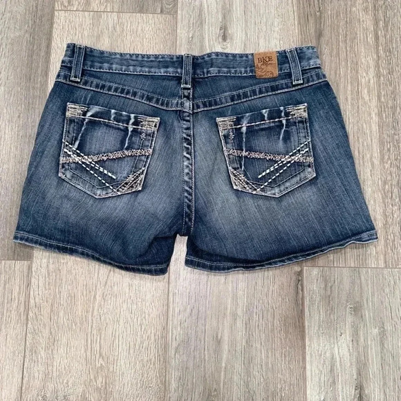 BKE Pants - BKE Kate Short Size 30